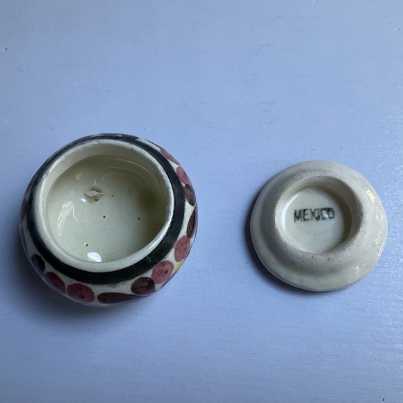 Vintage Talavera Mexico Small Treasure Box - High Glaze Ceramic - Picture 4 of 5